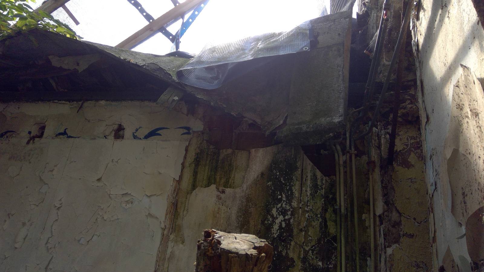 Professionnels et collectivités : le diagnostic amiante avant travaux, une étape clé de vos projets